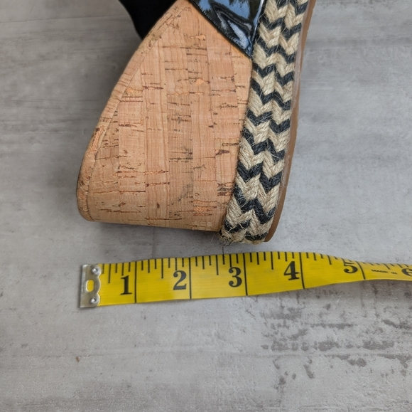 Donald Pliner Janet Black Patent Leather Cork Wedge Slide Sandal Women's Size 8 - Picture 12 of 12